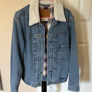 Levi’s Denim Sherpa-Lined Jacket Levi’s type I
